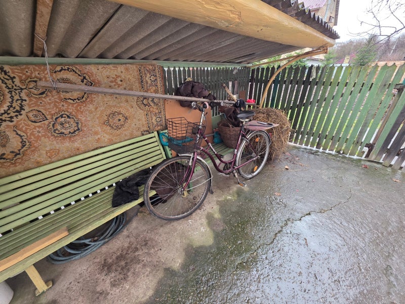 Why the OnePlus 15 camera fails where every flagship excels