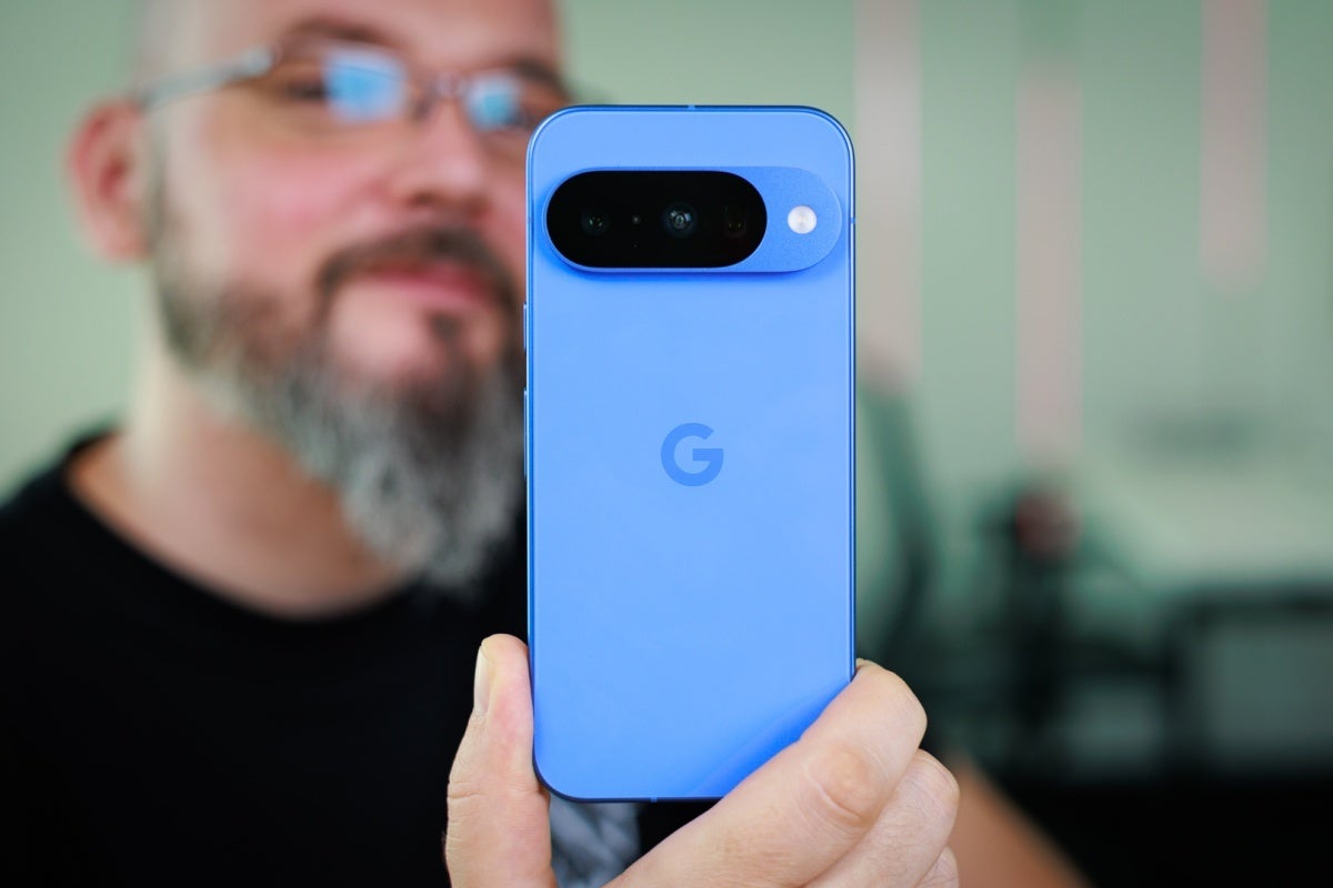 Google Pixel 10 back