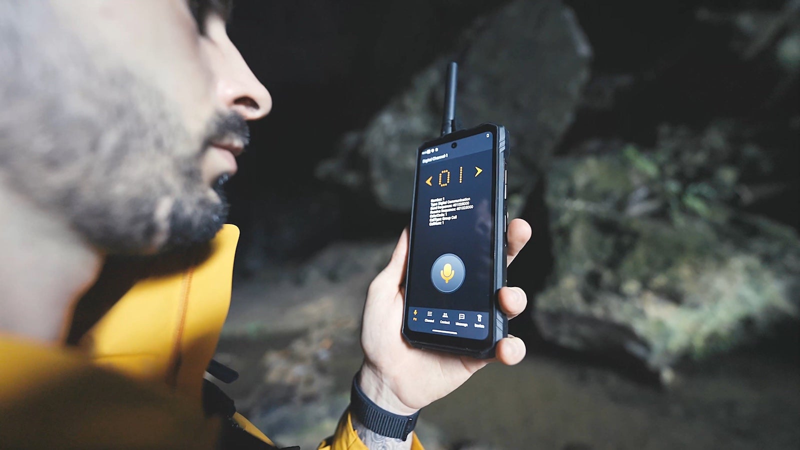 Hotwav Hyper 8 Ultra: the outdoor survivor phone, walkie-talkie and night vision included!