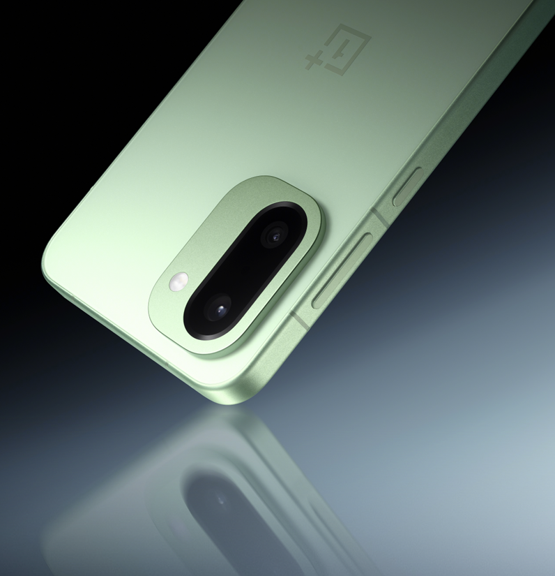 Image by OnePlus - OnePlus 15R: there's much more than its 7,400 mAh battery to write home about