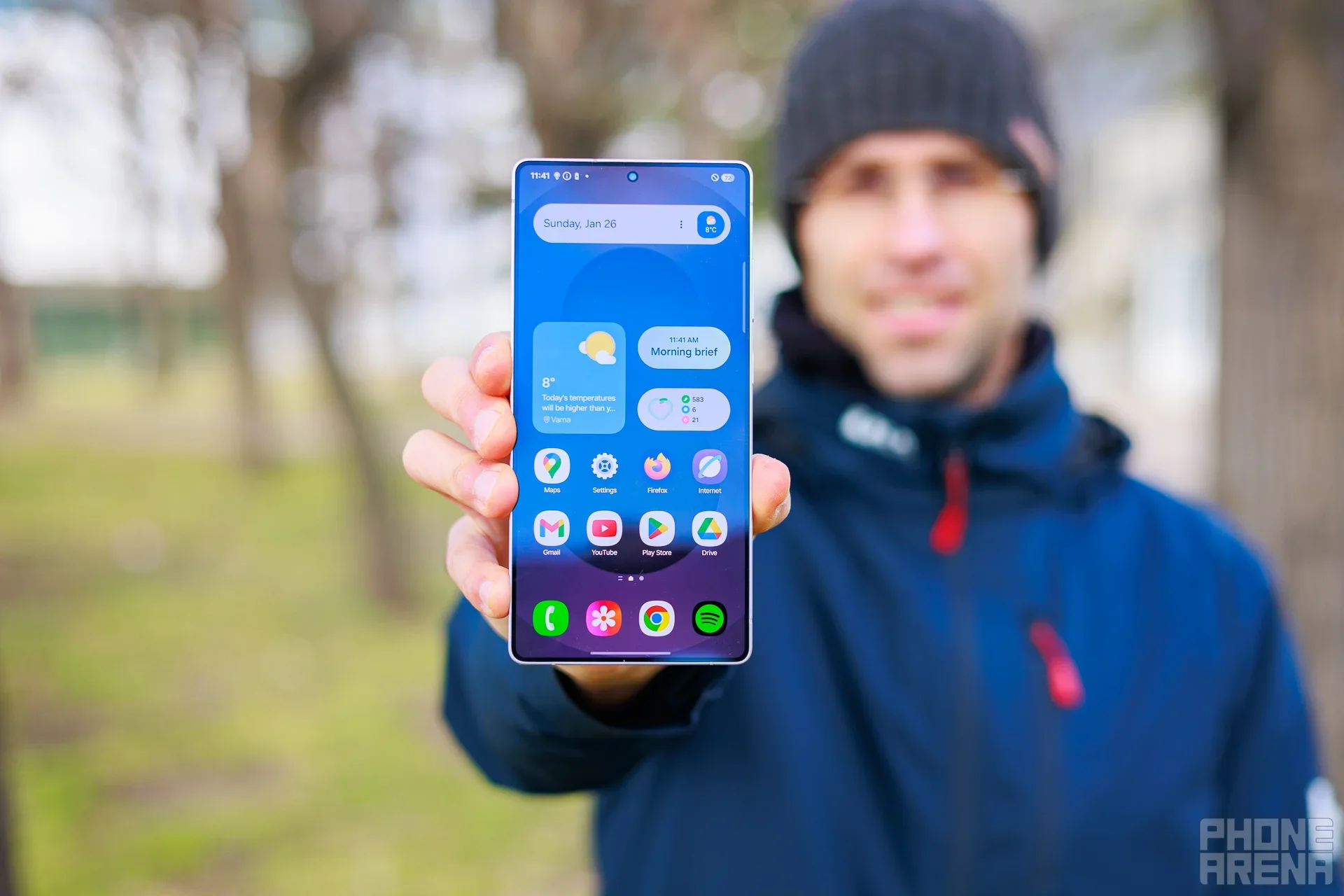 The Galaxy S25 Ultra has an amazing screen, though. | Image by PhoneArena - This $1,300 is burning a hole in my pocket, but I refuse to spend it on the Galaxy S26 Ultra