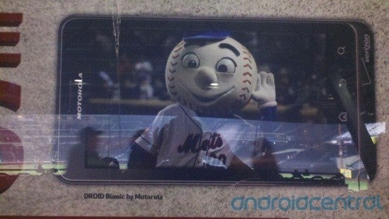 Mr. Met stars in a promotional ad for the Motorola DROID Bionic - Motorola DROID Bionic makes appearance in ads at Mets game
