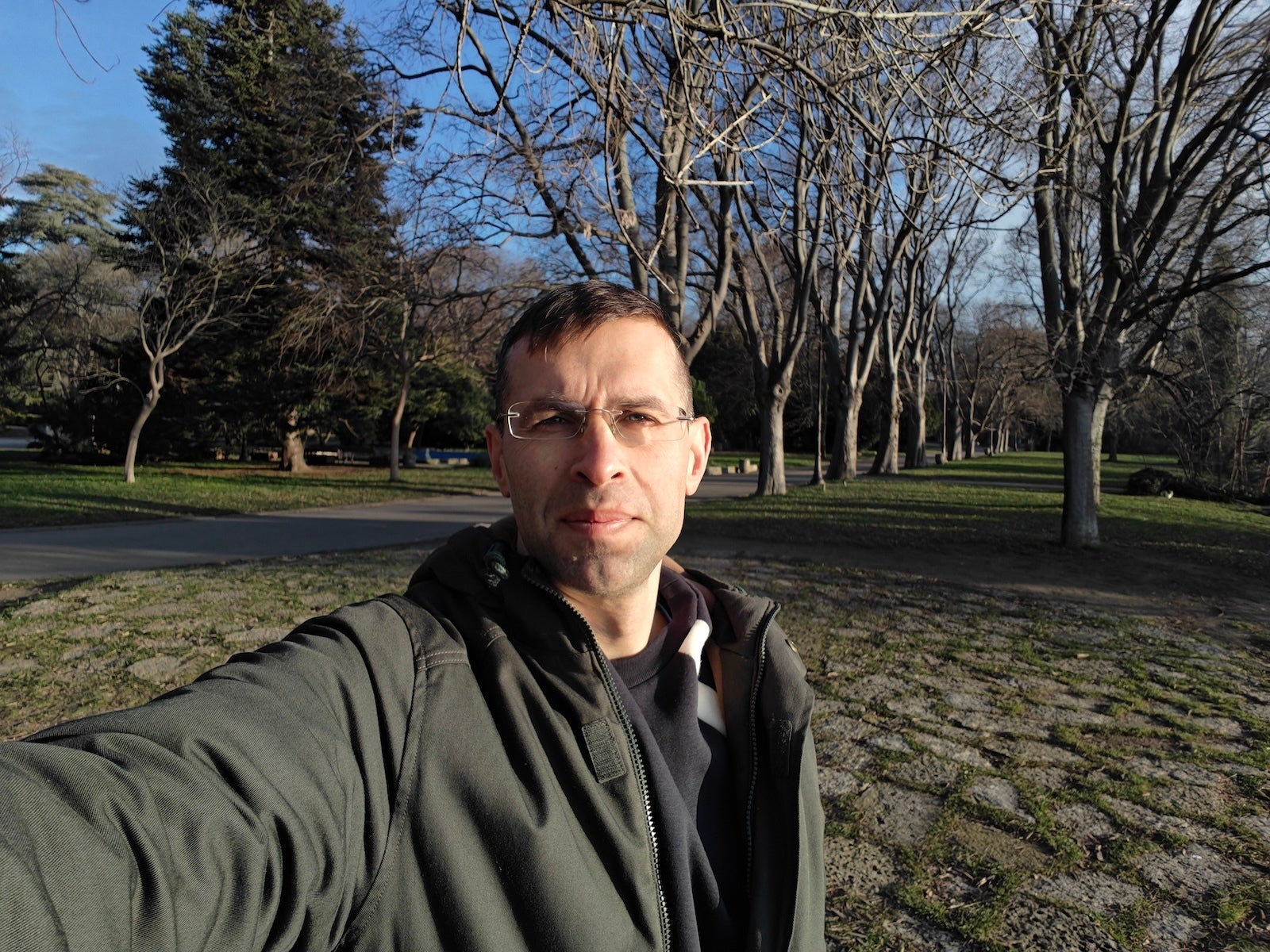 Honor Magic 8 Pro - Honor Magic 8 Pro vs iPhone 17 Pro: Sample Photos Comparison