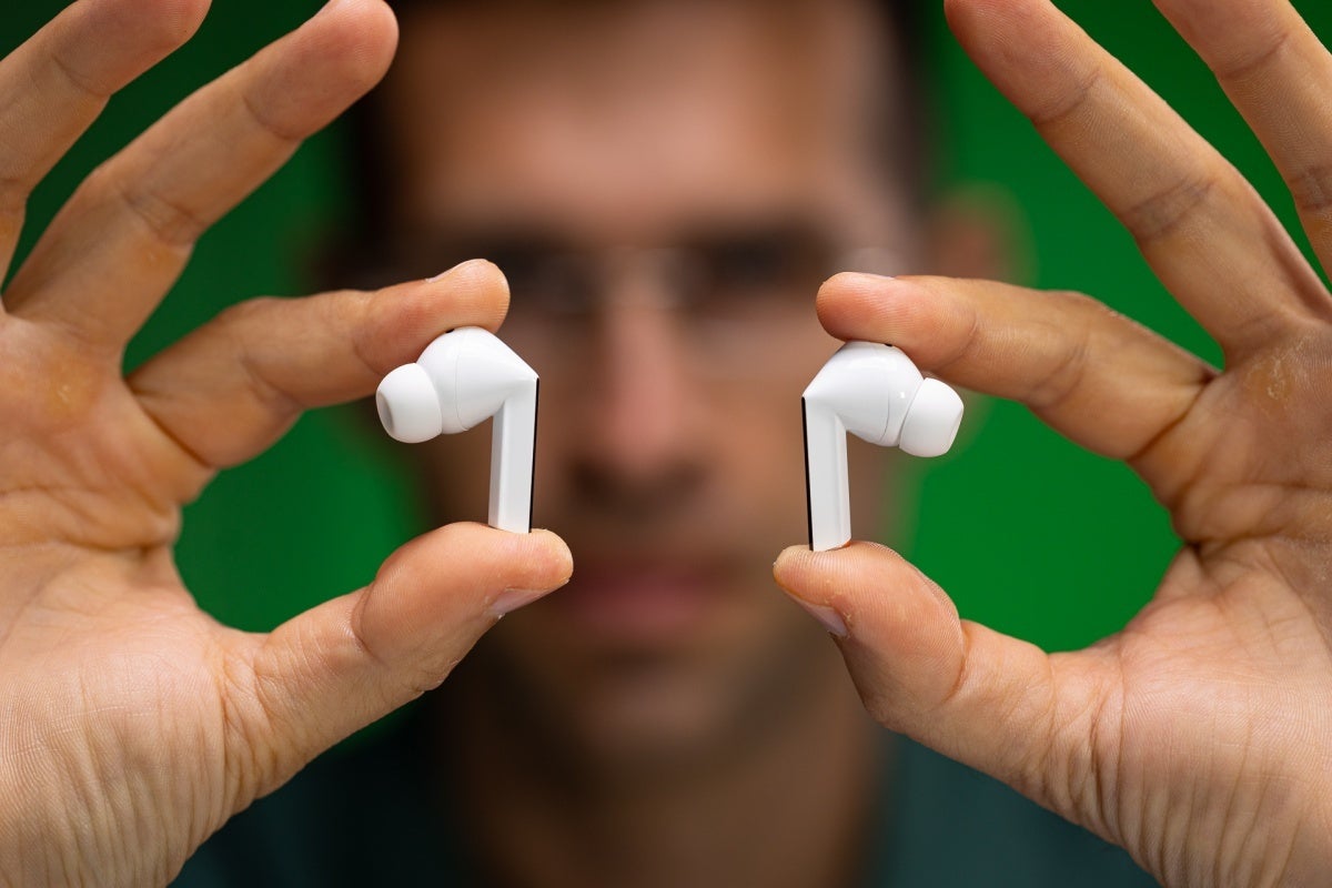 Samsung Galaxy Buds 3 Pro in hand