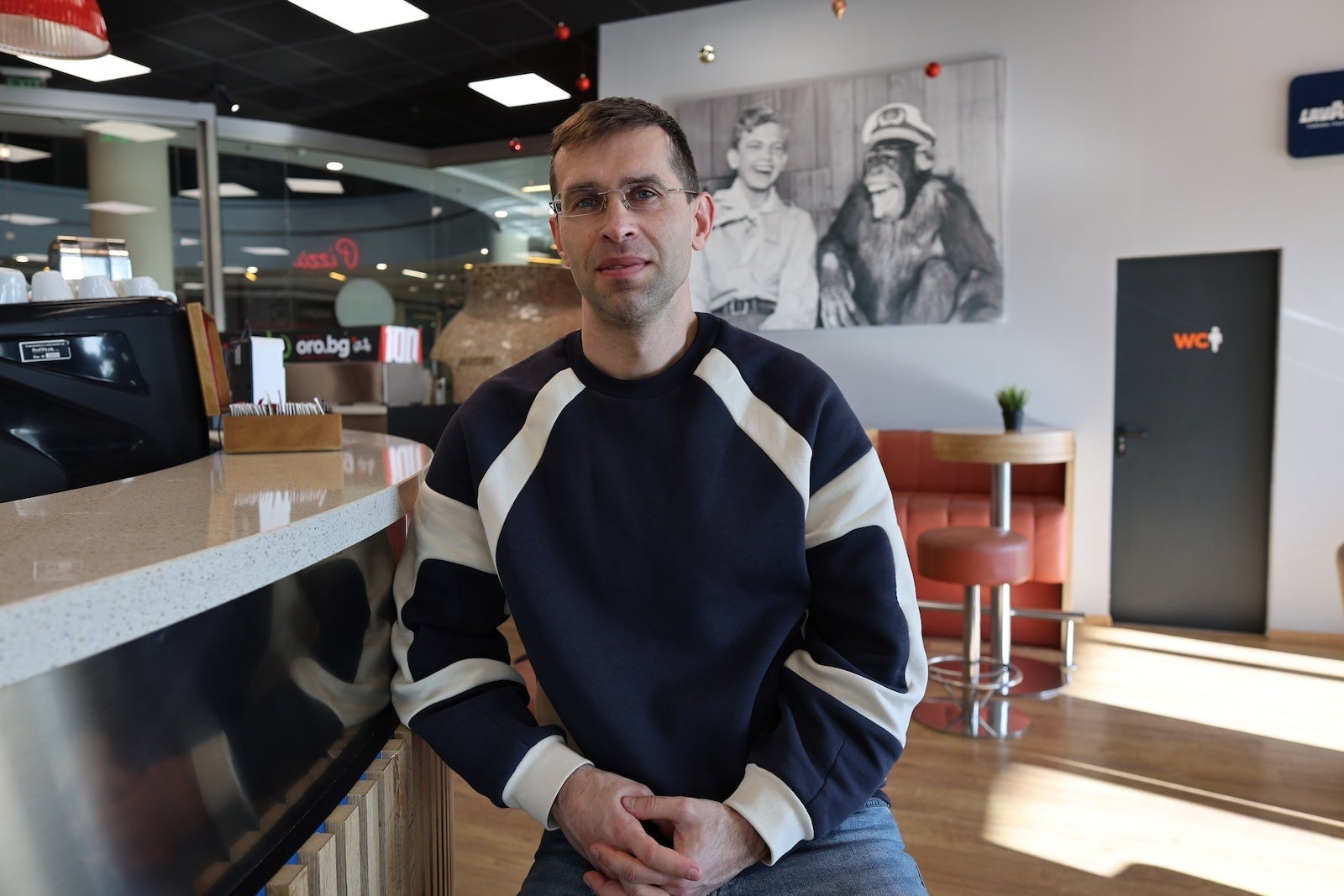 Canon R6 II - I tested the Pixel 10 Pro XL camera against a full-frame Canon