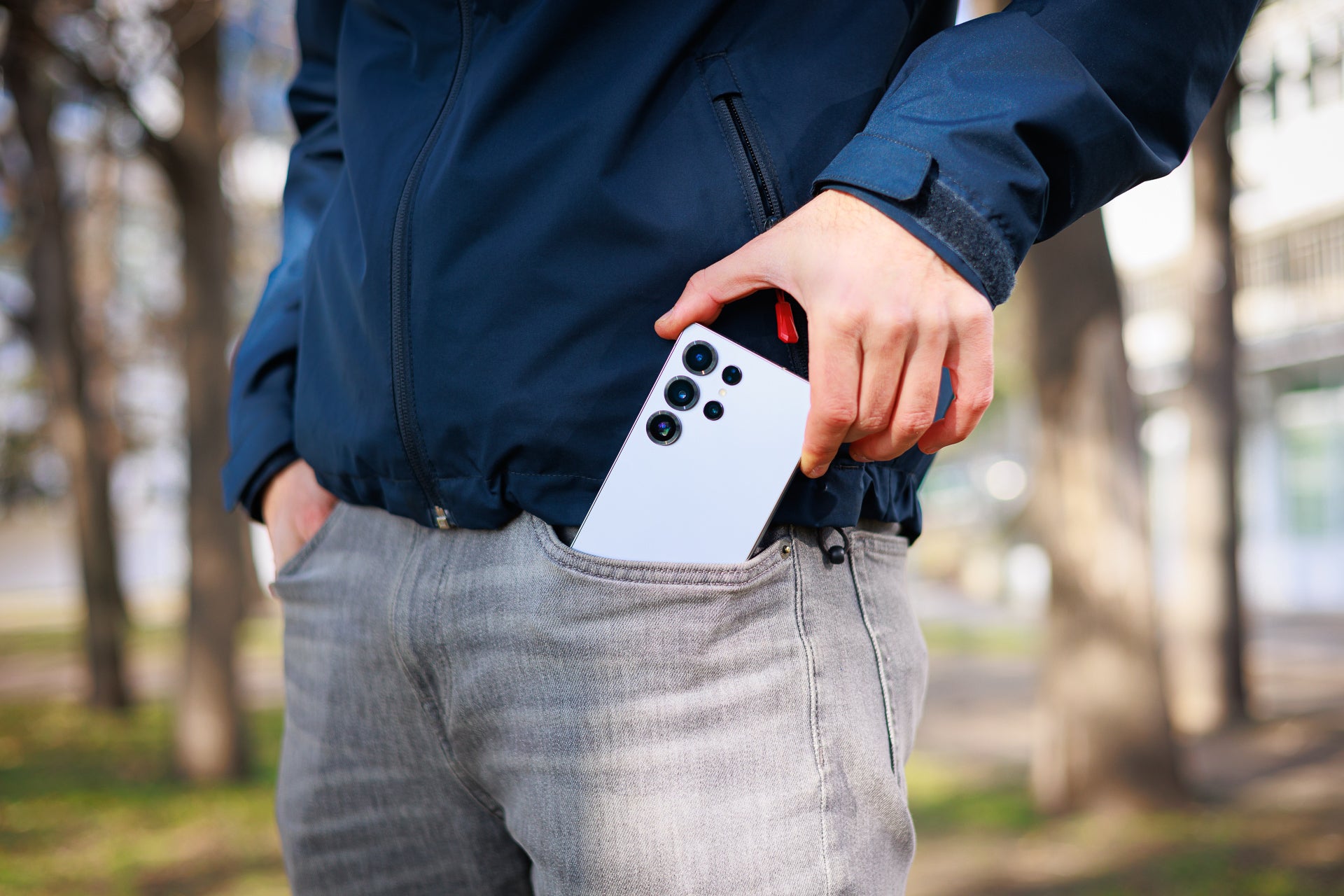 I tested the Galaxy S25 Ultra one year after its launch: Still worth it?