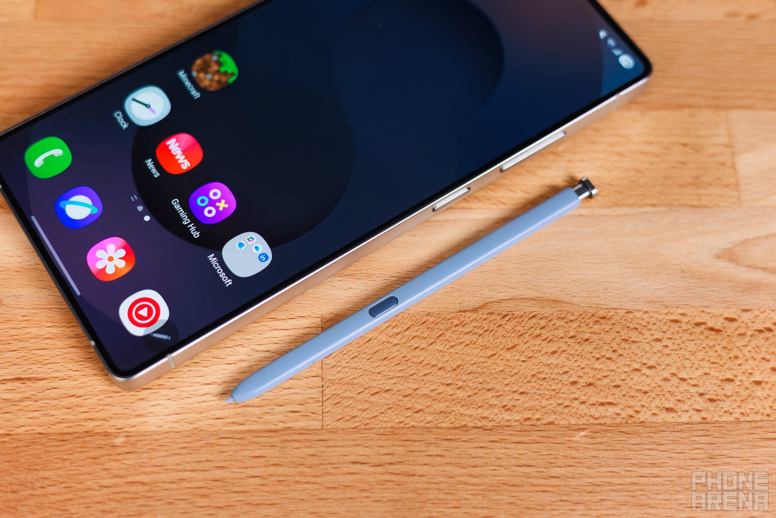 (Image by PhoneArena) - One year later, I thought the Galaxy S25 Ultra would feel dated &mdash; It doesn't