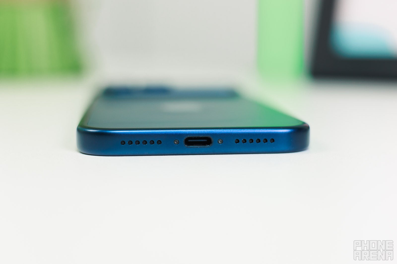 (Image by PhoneArena) - Four months later, the iPhone 17 Pro Max aluminum design has clear trade-offs