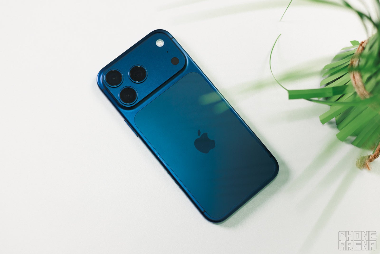 (Image by PhoneArena) - Four months later, the iPhone 17 Pro Max aluminum design has clear trade-offs