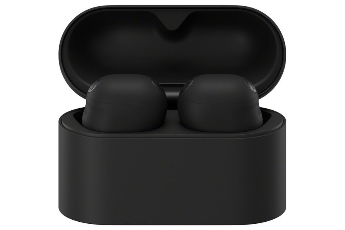 Leaked Sony WF-1000XM6 image in black with case