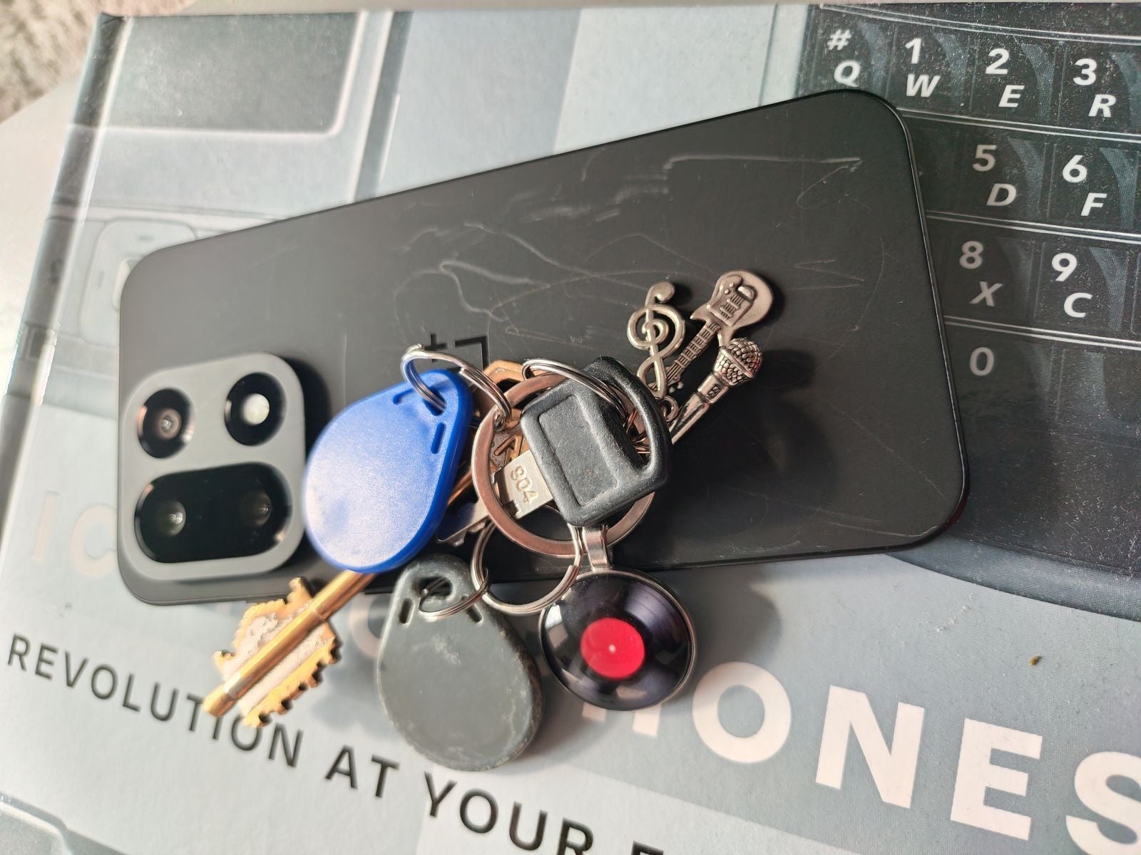 This looked hopeless but I was able to wipe it off (sorry about all the dust) | Image by PhoneArena - Тhe OnePlus 15 has one issue no one talks about