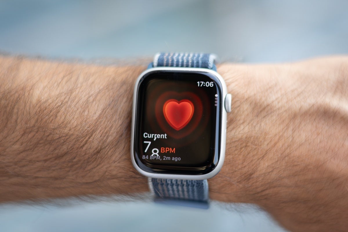 Heart rate monitoring on Apple Watch Series 9