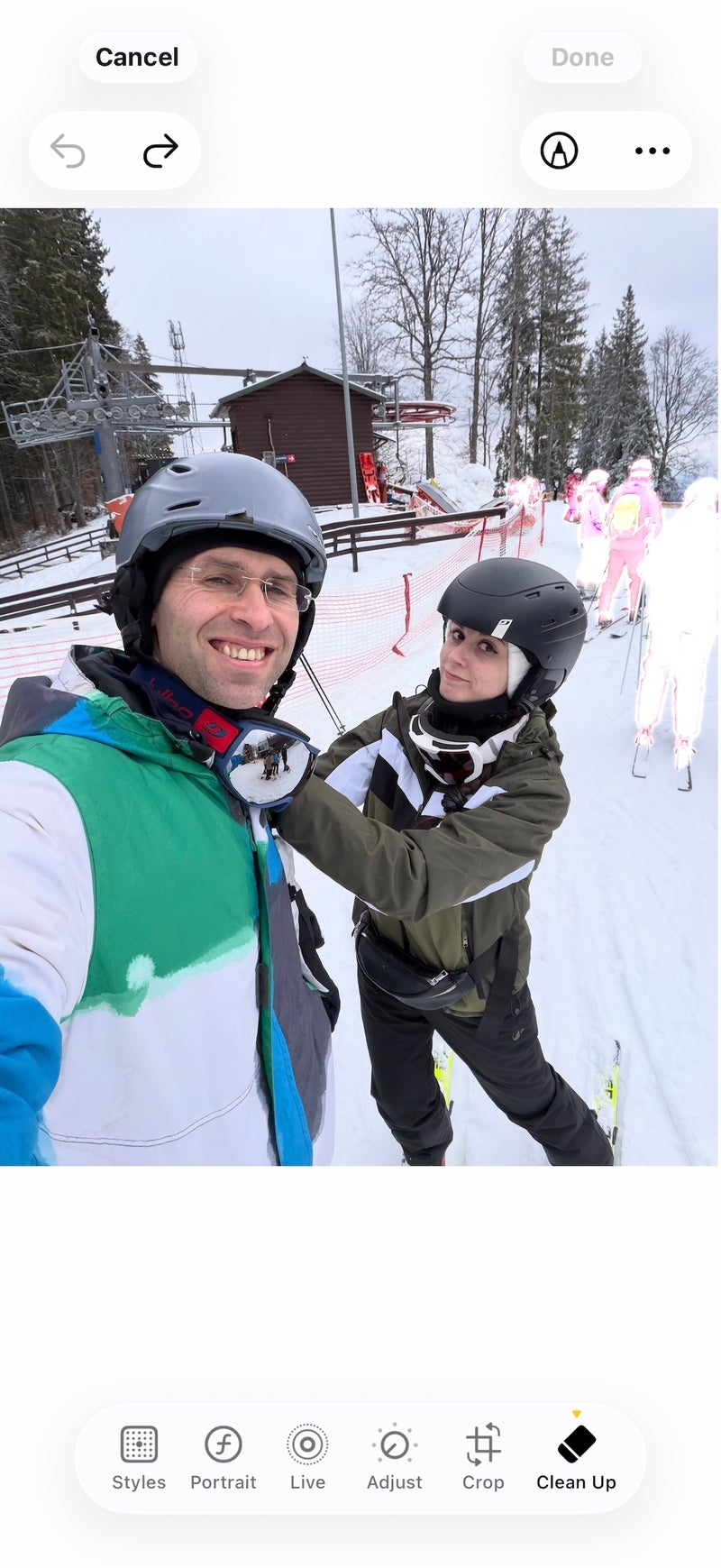 I used the iPhone 17 Pro camera for my ski vacation and I missed one Samsung feature