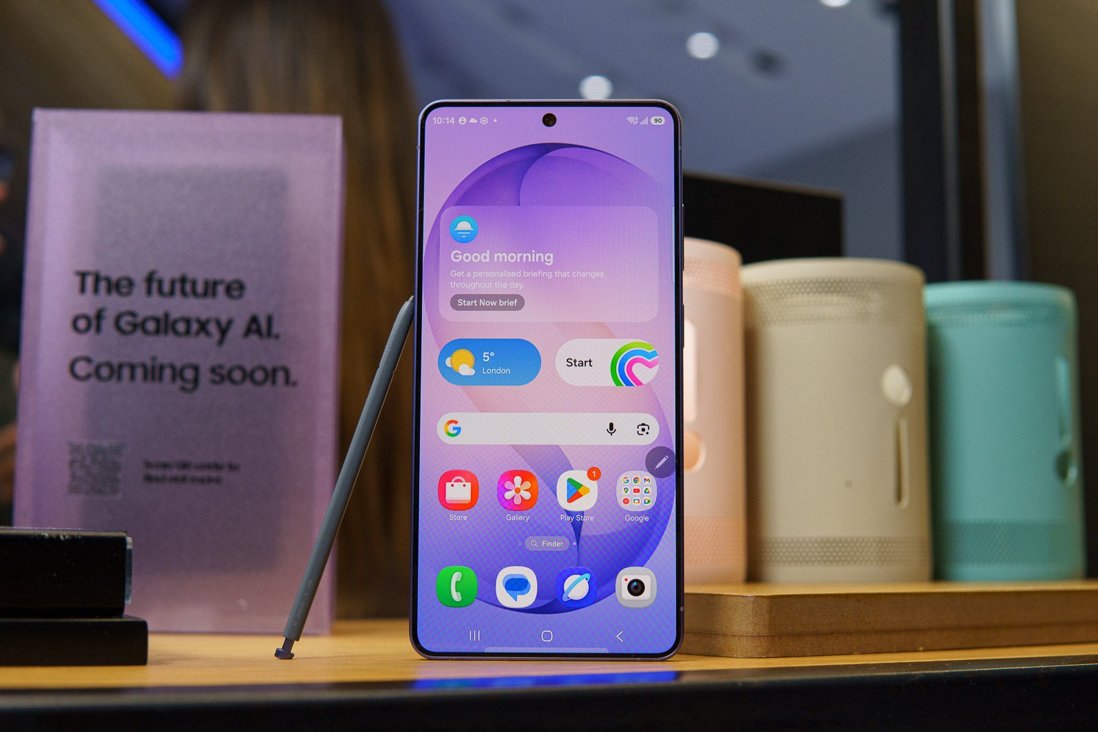 You won't have performance problems with the new chipset. | Image by PhoneArena - The Galaxy S26 Ultra is official and it can do what none other phone can