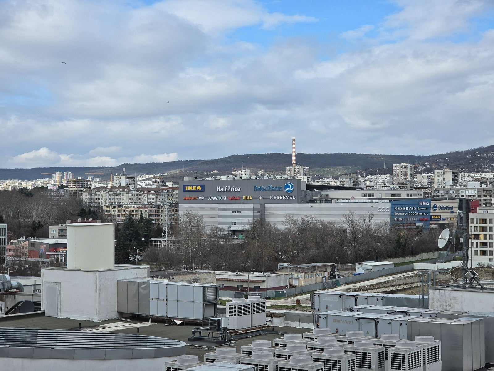 S26 Ultra 3X - Galaxy S26 Ultra camera: First samples vs S25 Ultra