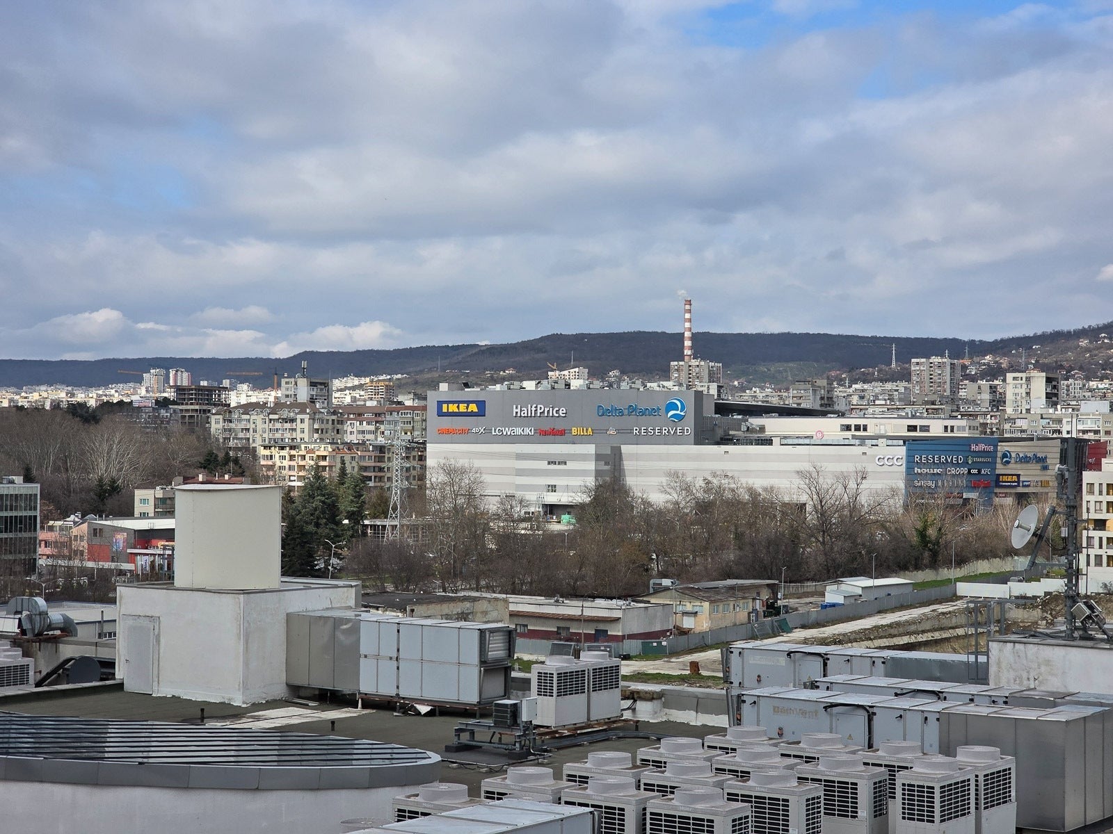 S25 Ultra 3X - Galaxy S26 Ultra camera: First samples vs S25 Ultra