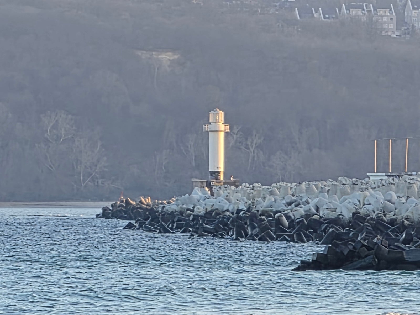 Galaxy 30X - Samsung Galaxy S26 Ultra vs iPhone 17 Pro Max: Sample Photos Comparison