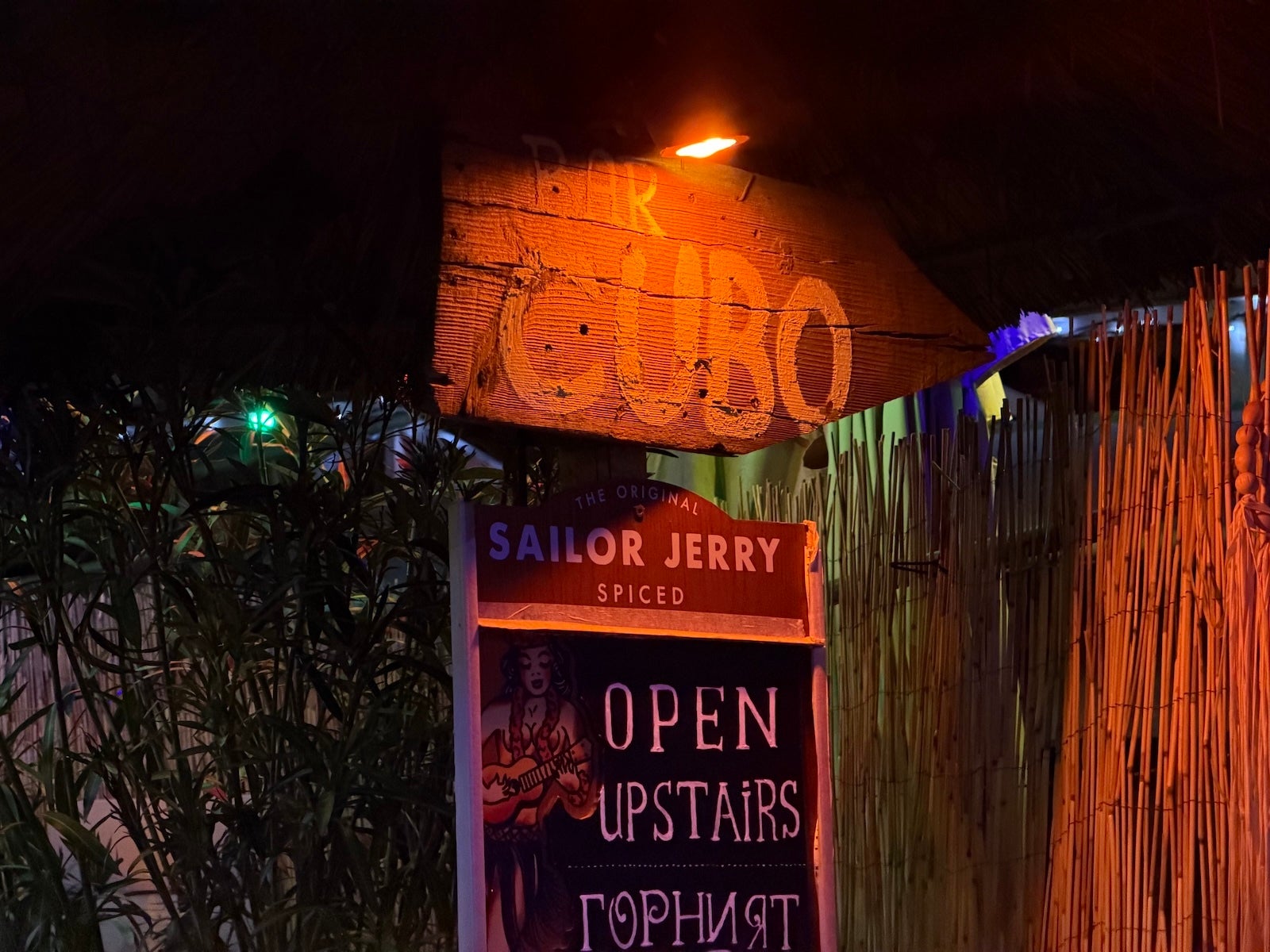 iPhone 4X - Samsung Galaxy S26 Ultra vs iPhone 17 Pro Max: Sample Photos Comparison