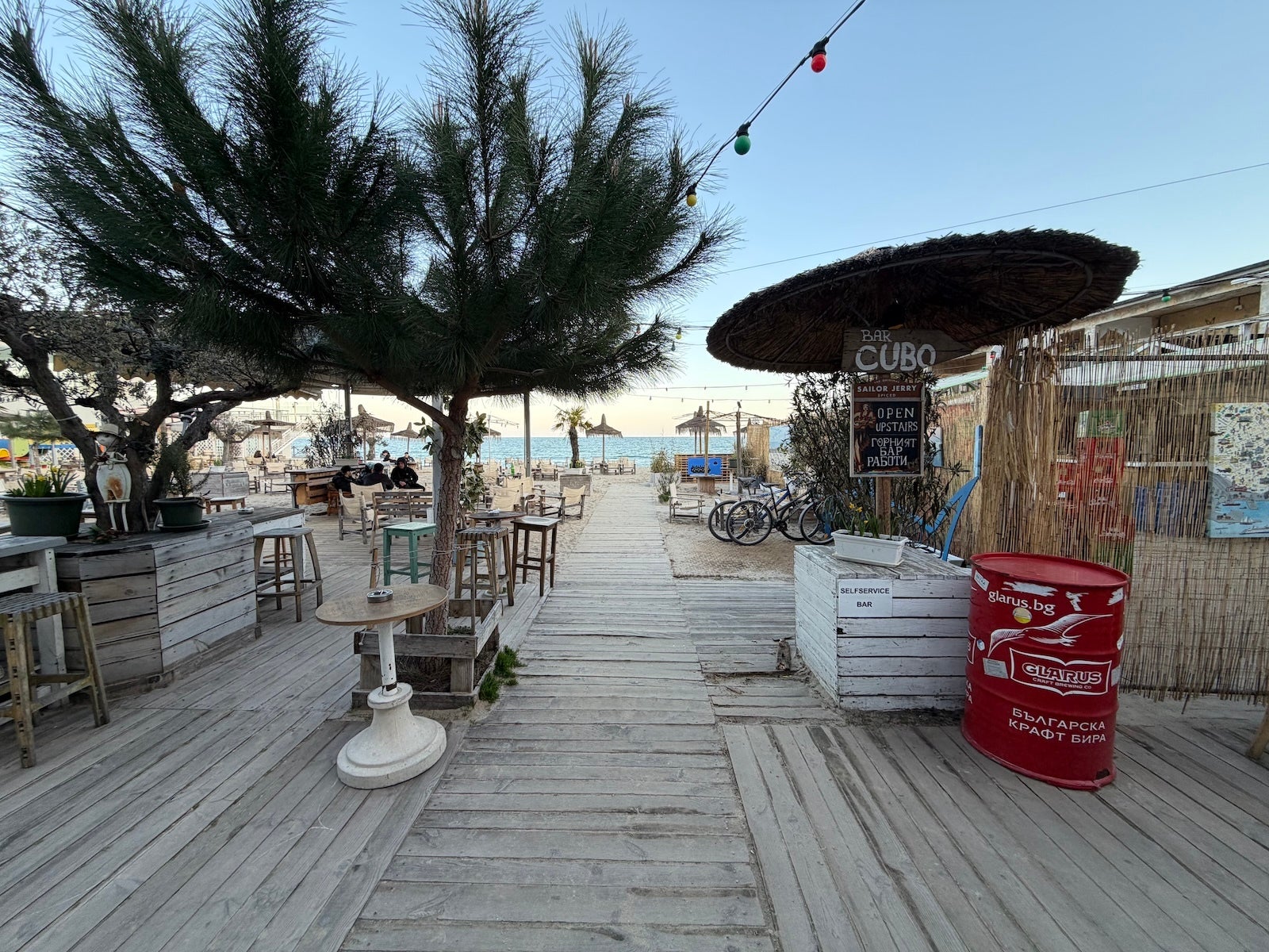 iPhone - Samsung Galaxy S26 Ultra vs iPhone 17 Pro Max: Sample Photos Comparison