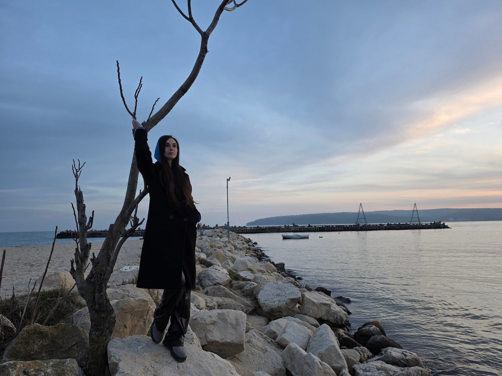 Galaxy - Samsung Galaxy S26 Ultra vs OnePlus 15: Sample Photos Comparison