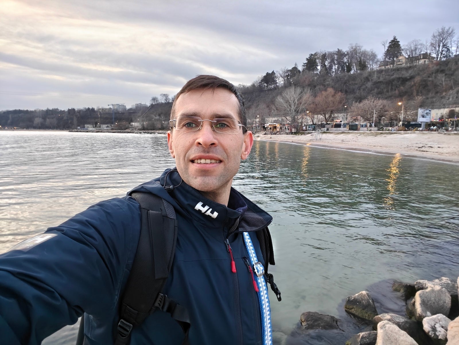 OnePlus - Samsung Galaxy S26 Ultra vs OnePlus 15: Sample Photos Comparison