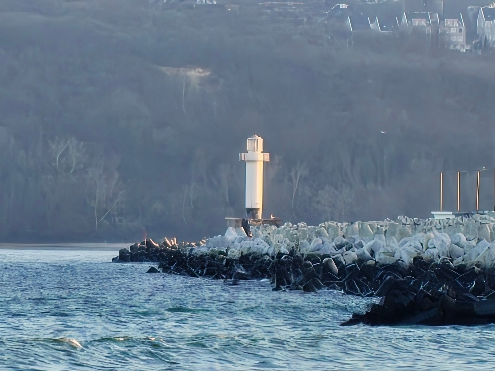 OnePlus - Samsung Galaxy S26 Ultra vs OnePlus 15: Sample Photos Comparison