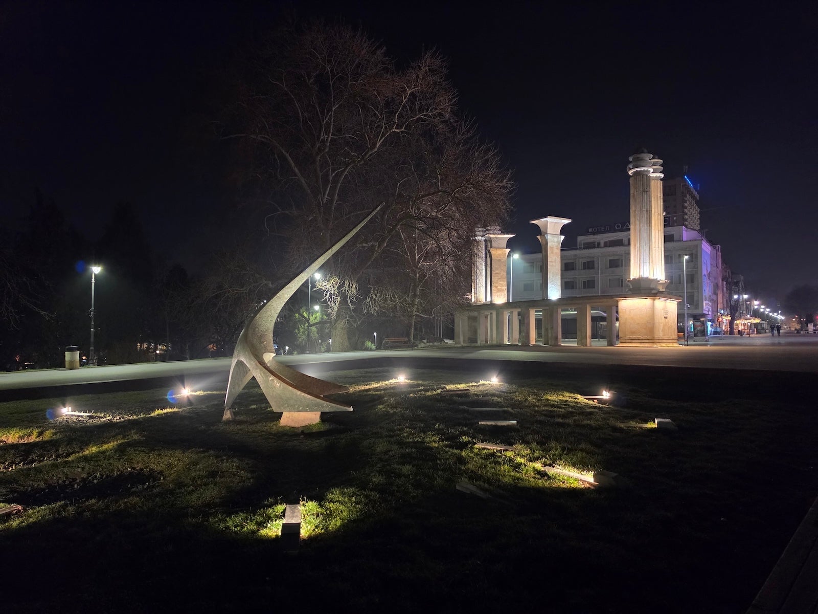 Samsung - Samsung Galaxy S26 Ultra vs Huawei Pura 80 Ultra: Sample Photos Comparison