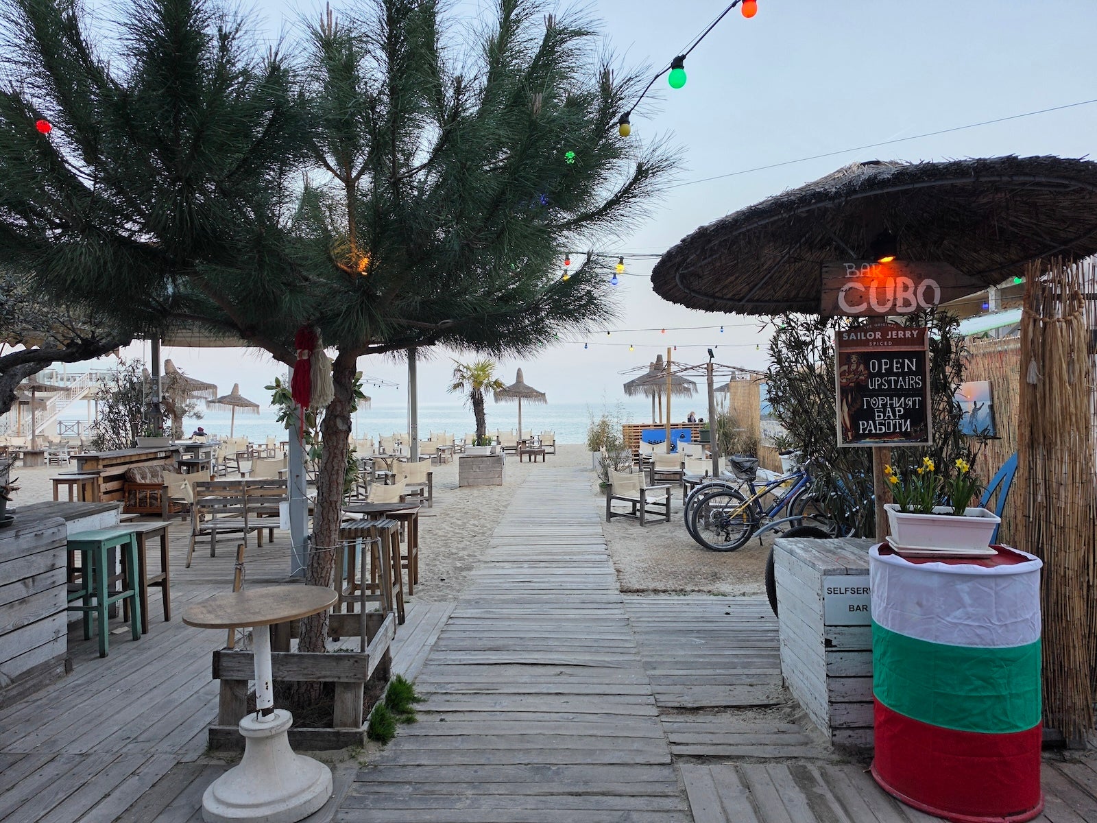 Samsung - Samsung Galaxy S26 Ultra vs Huawei Pura 80 Ultra: Sample Photos Comparison