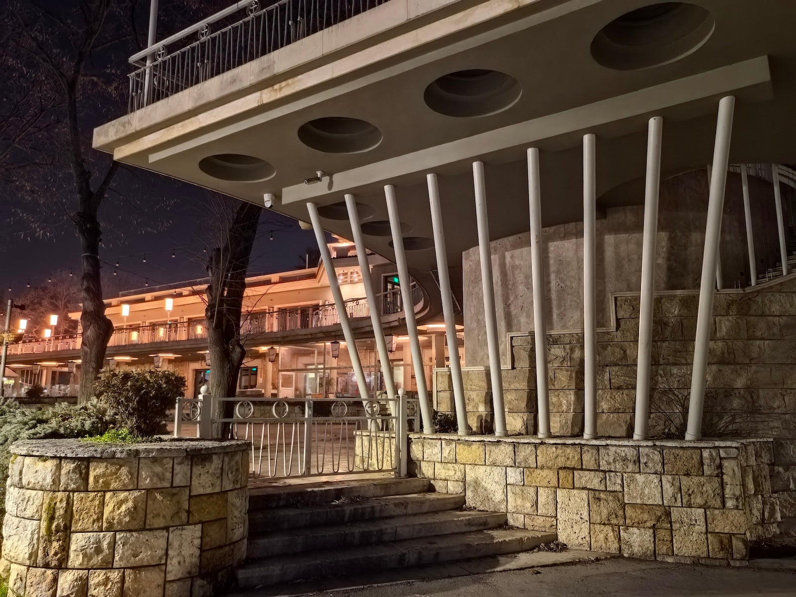 Huawei - Samsung Galaxy S26 Ultra vs Huawei Pura 80 Ultra: Sample Photos Comparison