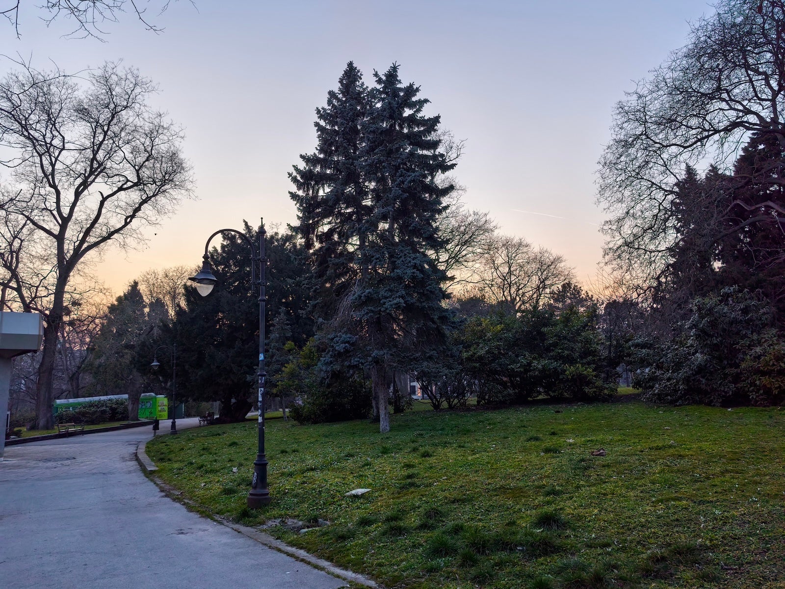 Huawei - Samsung Galaxy S26 Ultra vs Huawei Pura 80 Ultra: Sample Photos Comparison