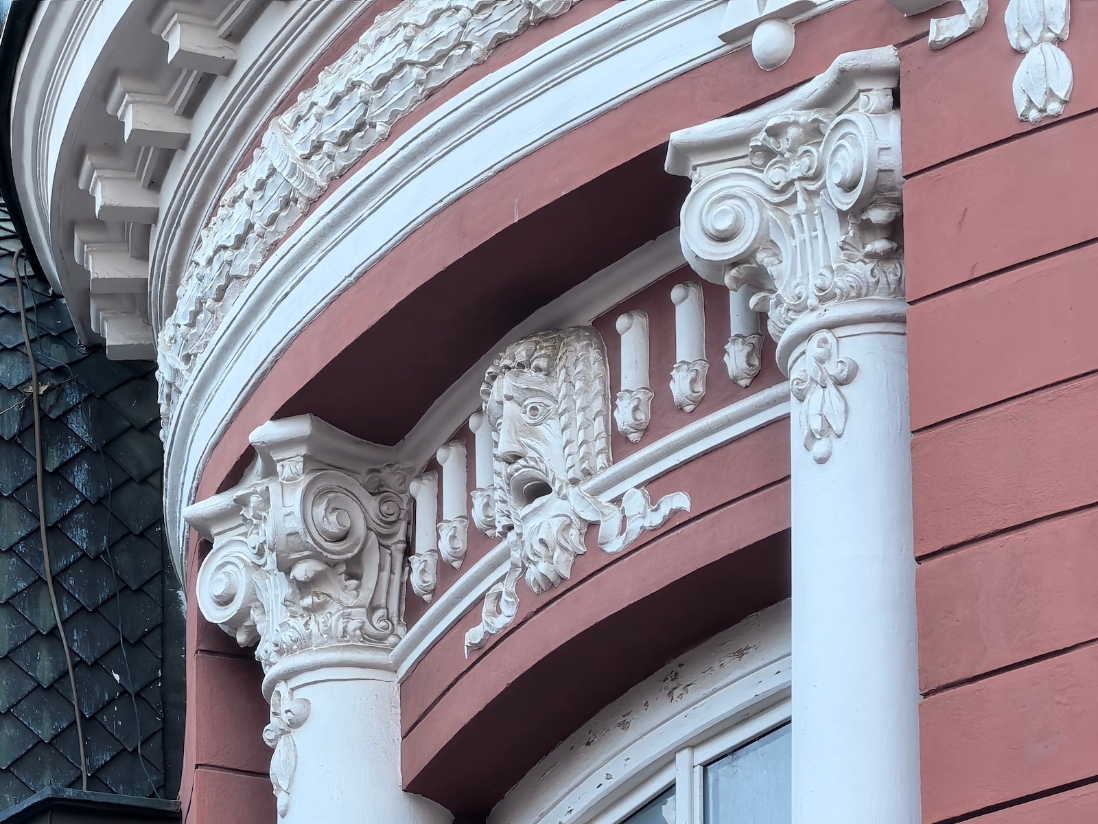 Huawei 10X - Samsung Galaxy S26 Ultra vs Huawei Pura 80 Ultra: Sample Photos Comparison