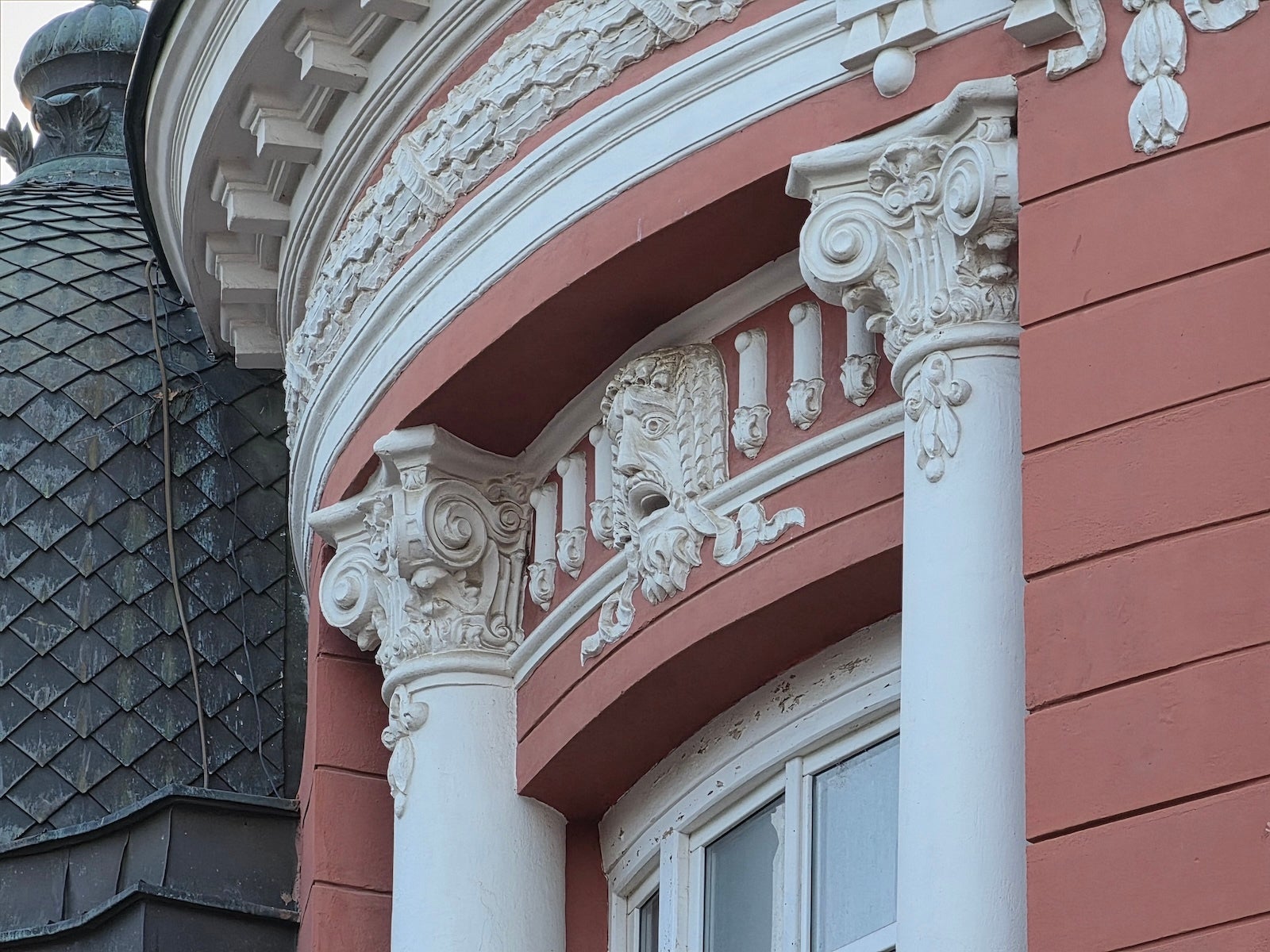 Samsung - Samsung Galaxy S26 Ultra vs Xiaomi 17 Ultra: Sample Photos Comparison