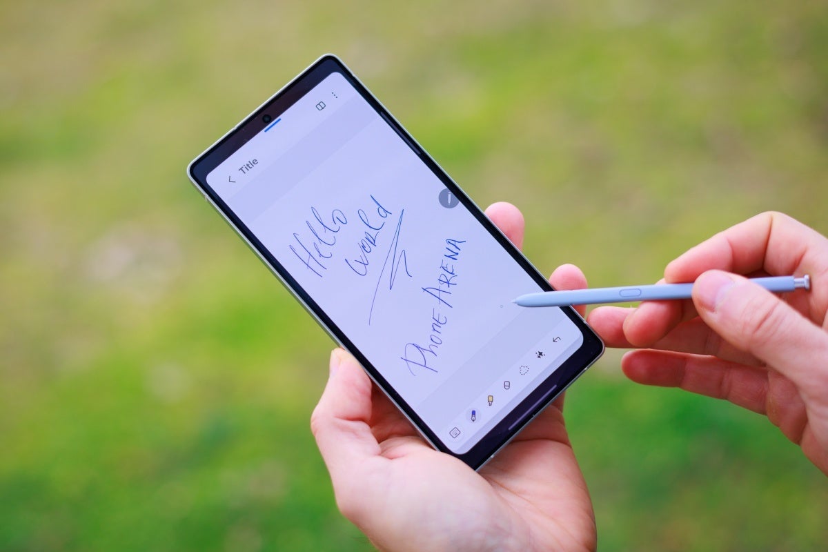 Samsung Galaxy S25 Ultra with S Pen