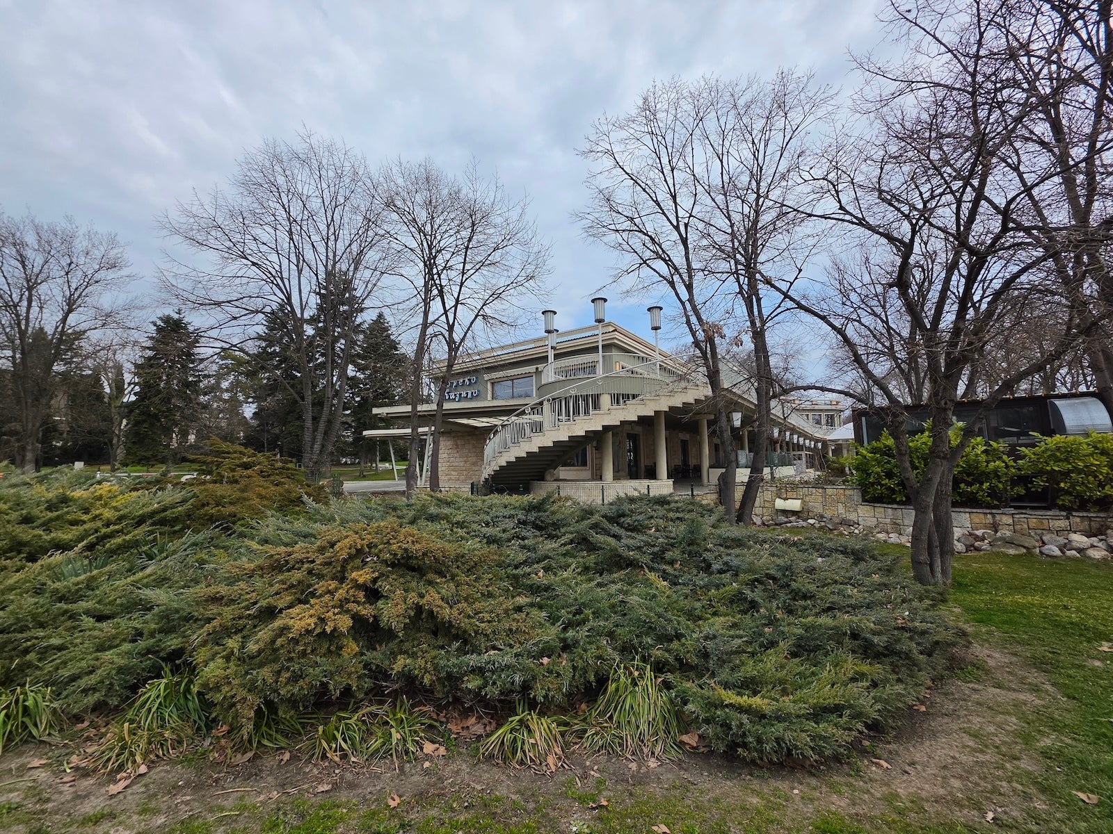 Galaxy - Samsung Galaxy S26 Ultra vs Vivo X300 Pro: Sample Photos Comparison