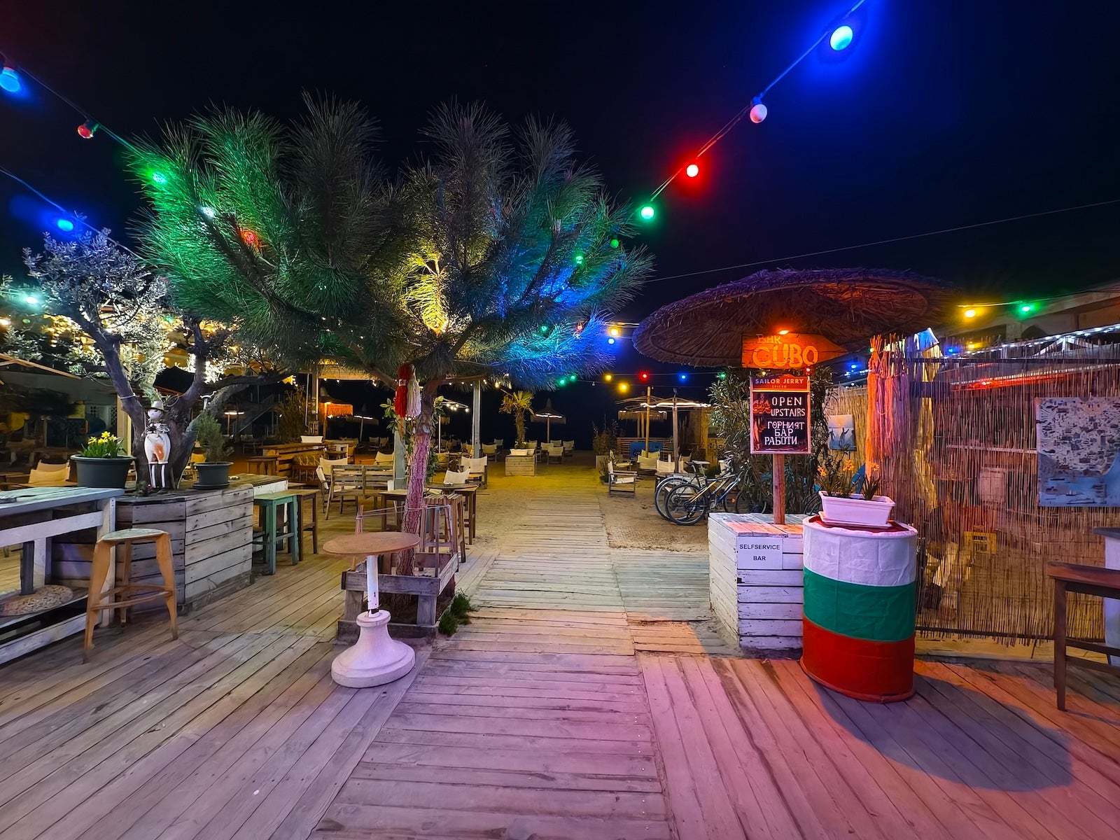 Vivo - Samsung Galaxy S26 Ultra vs Vivo X300 Pro: Sample Photos Comparison