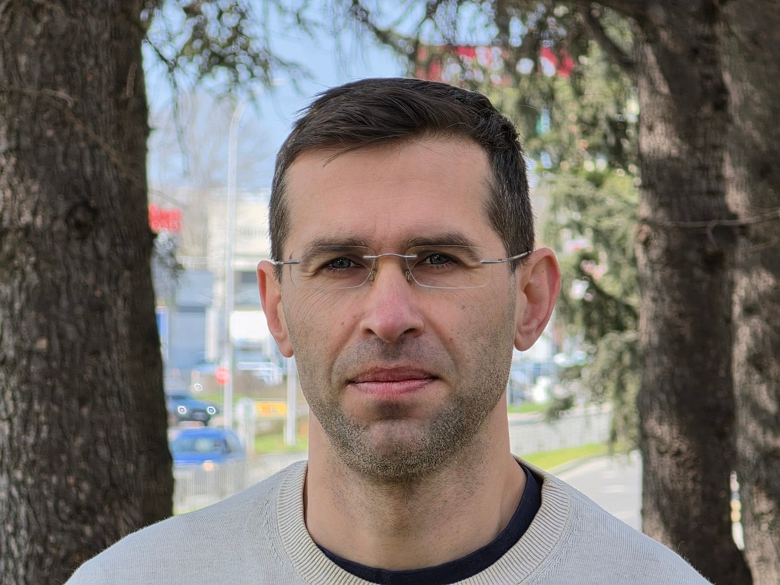 Galaxy 10X - Samsung Galaxy S26 Ultra vs Honor Magic 8 Pro: Sample Photos Comparison