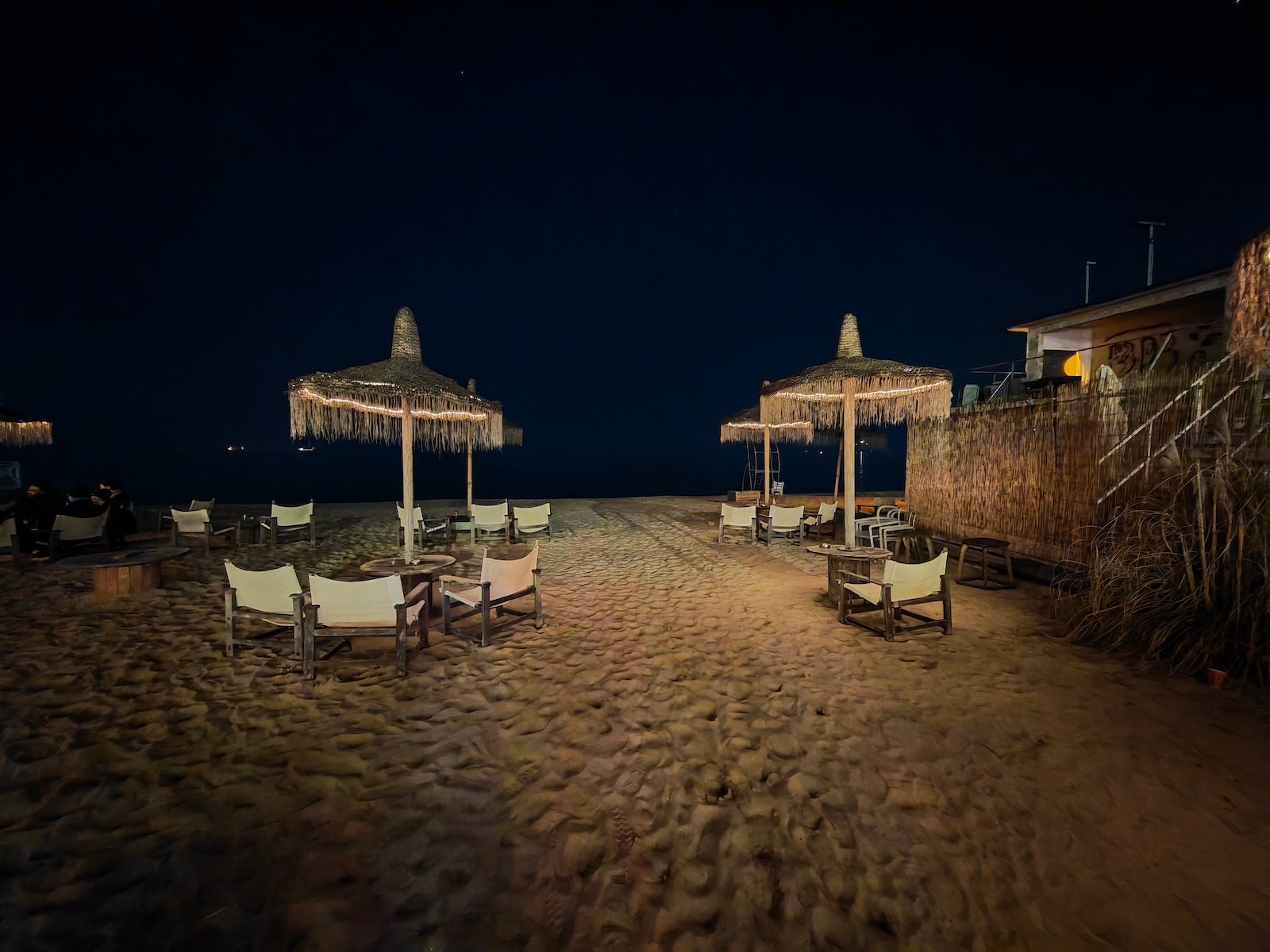 Honor - Samsung Galaxy S26 Ultra vs Honor Magic 8 Pro: Sample Photos Comparison