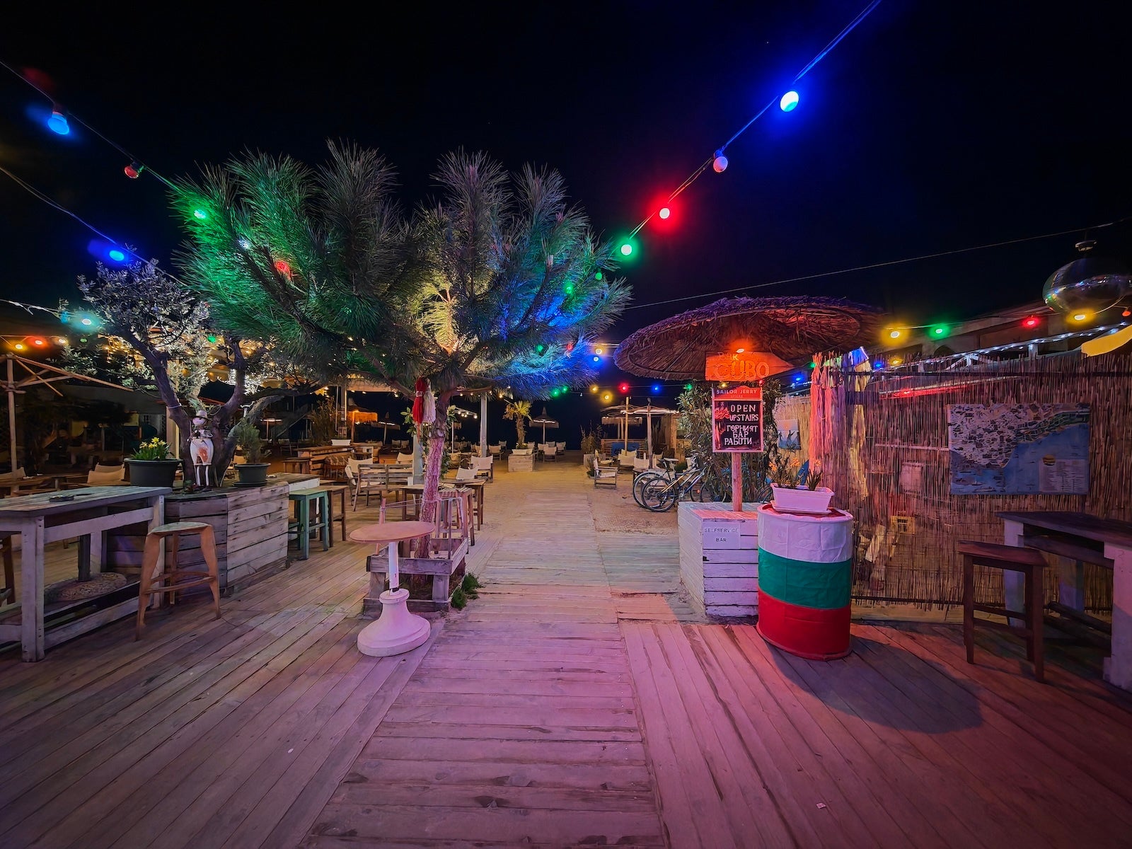 Honor - Samsung Galaxy S26 Ultra vs Honor Magic 8 Pro: Sample Photos Comparison