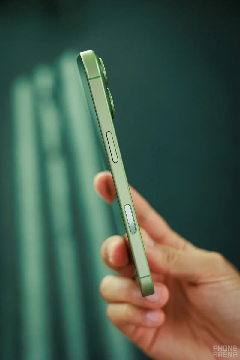 Camera Control button, iPhone 17. | Image by PhoneArena