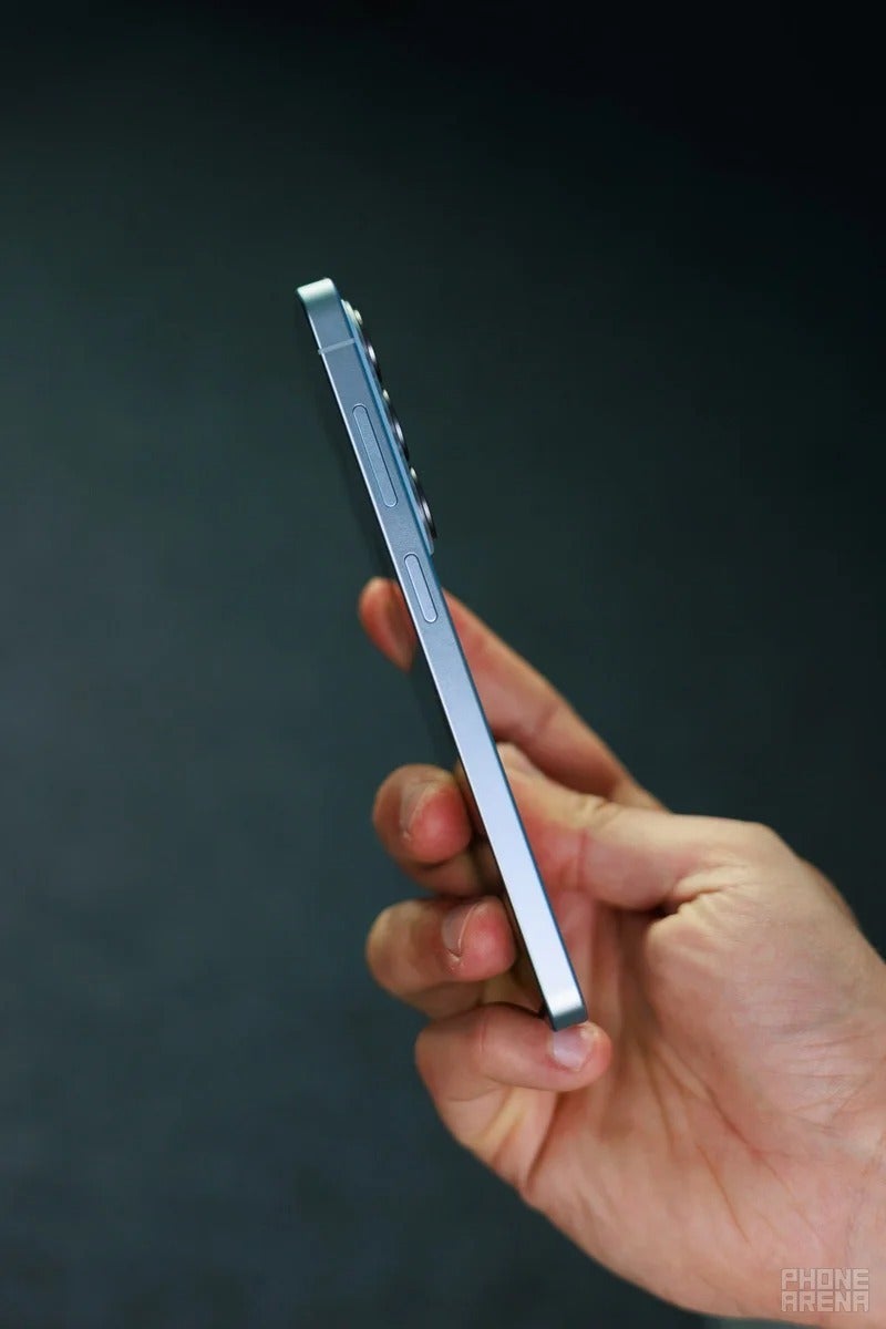 Samsung Galaxy S26 side profile showing slim frame