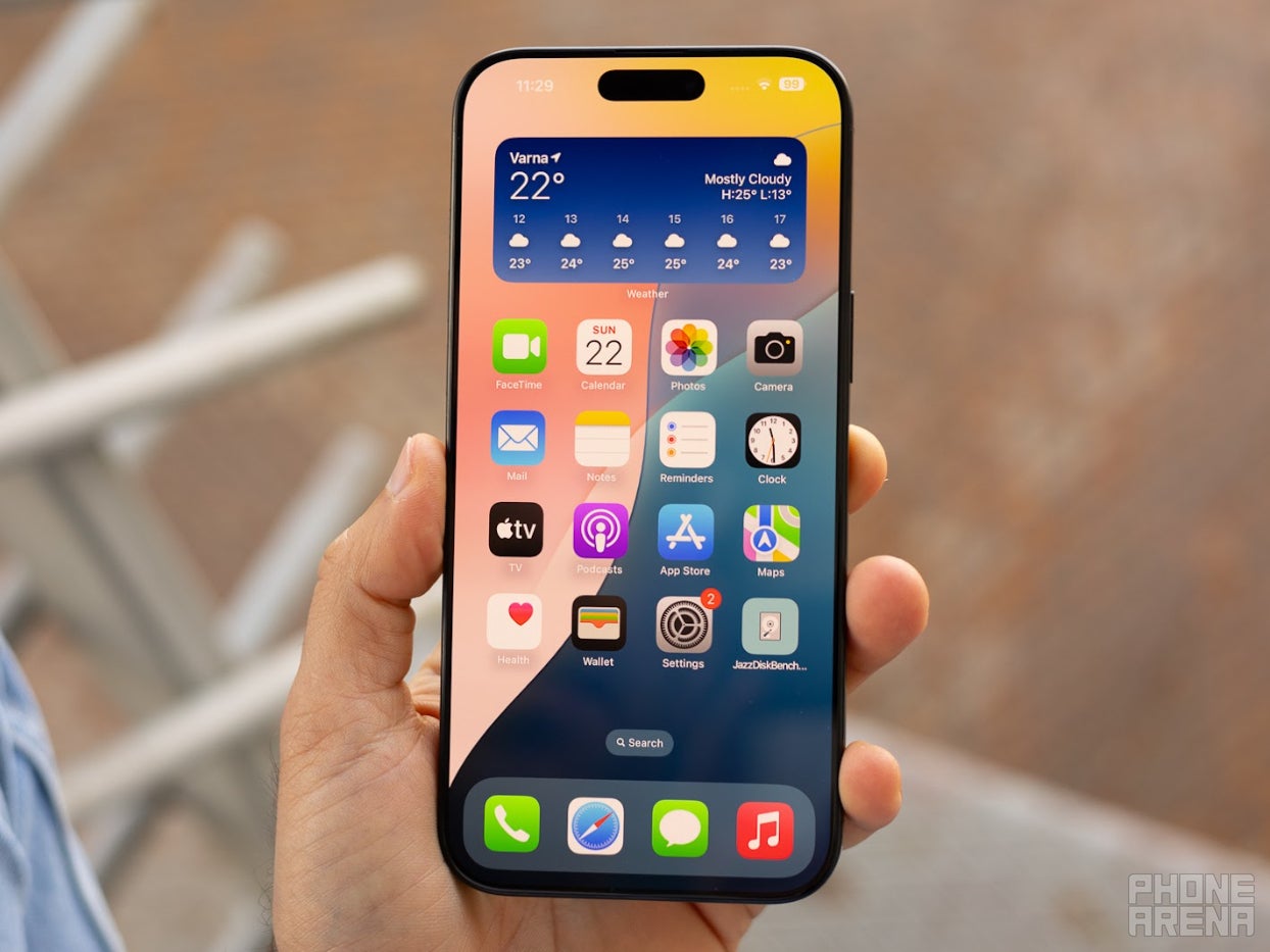 iPhone 16 Pro Max front