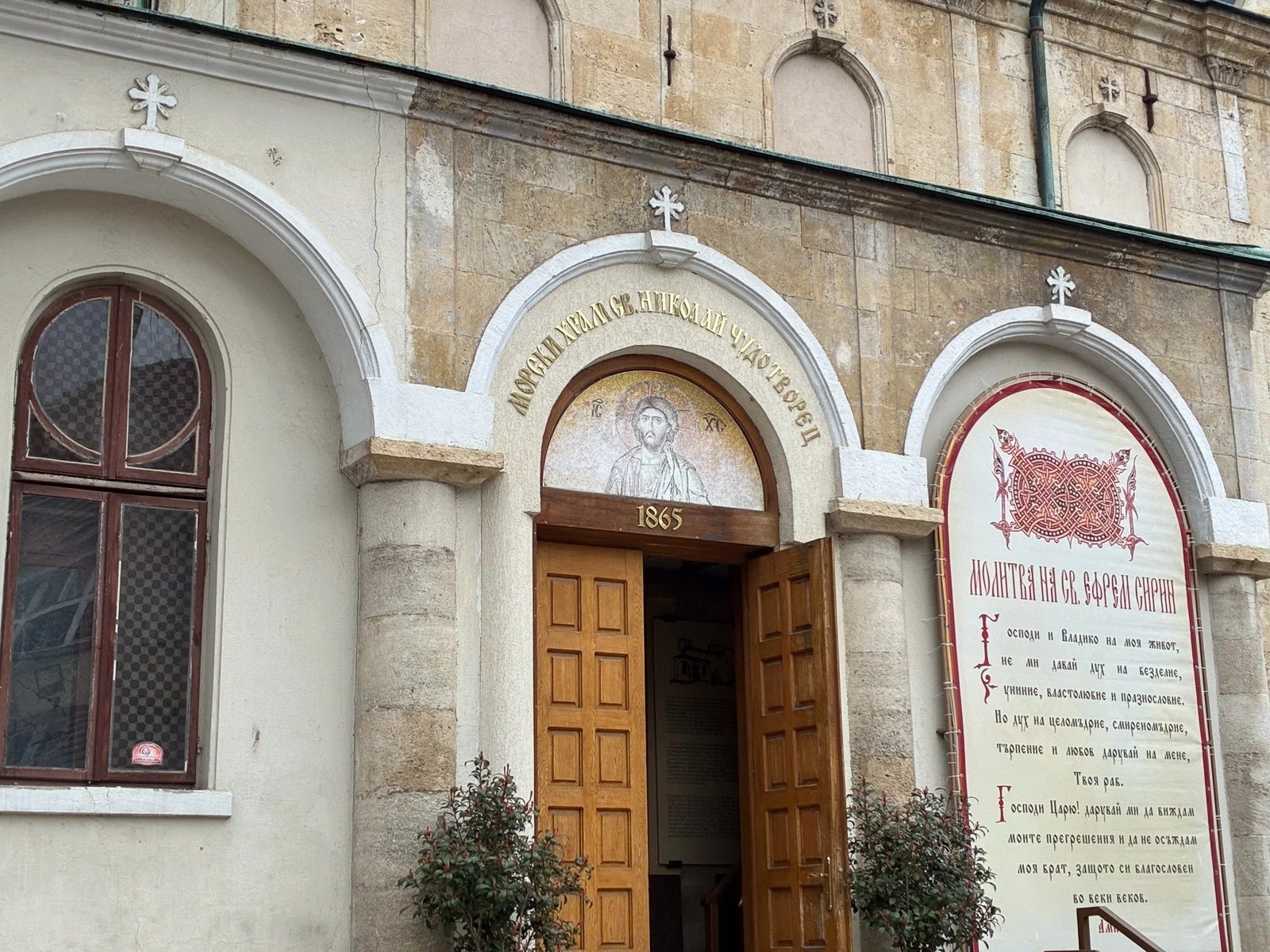 2X - I used to think more cameras meant better photos, but the iPhone 17e proved me wrong