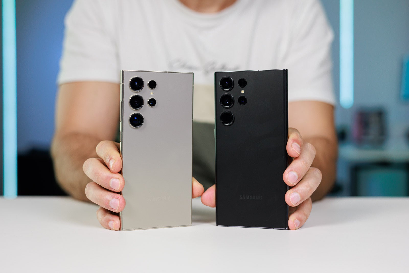 S24 Ultra (left) vs S23 Ultra (right) | Image by Imge by PhoneArena - Galaxy S26 Ultra: here's how Samsung's flagship design evolved over the years