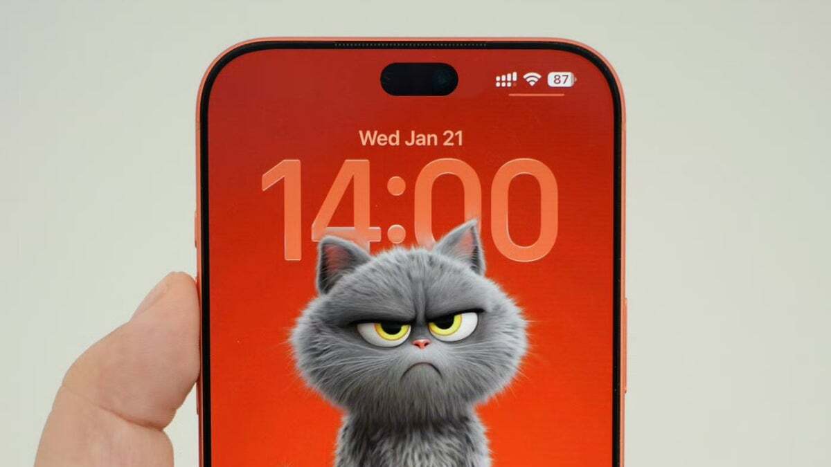 Mockup of how a smaller Dynamic Island on the iPhone 18 Pro may look. | Image by Ice Universe - 3 iPhone 18 Pro Max features that could make the Fall 2026 upgrade irresistible