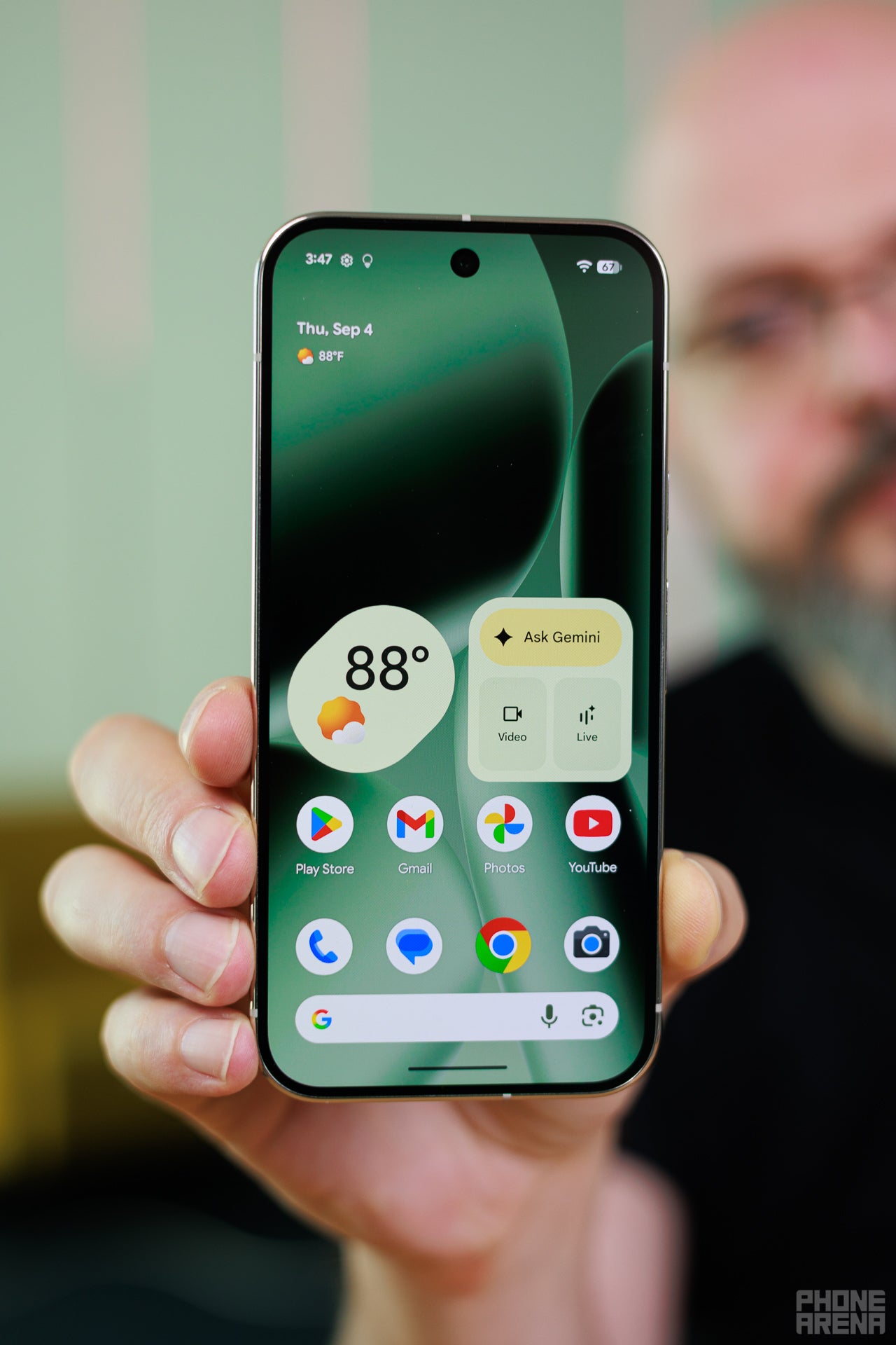 Home screen of the Pixel 10 Pro. 