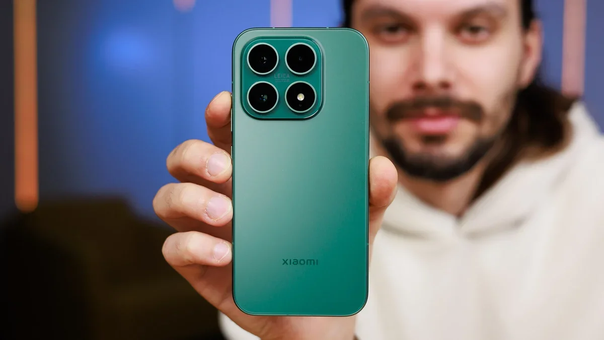 The vanilla Xiaomi 17 - formulaic design, but great execution | Image by PhoneArena - Best Xiaomi phones in 2026