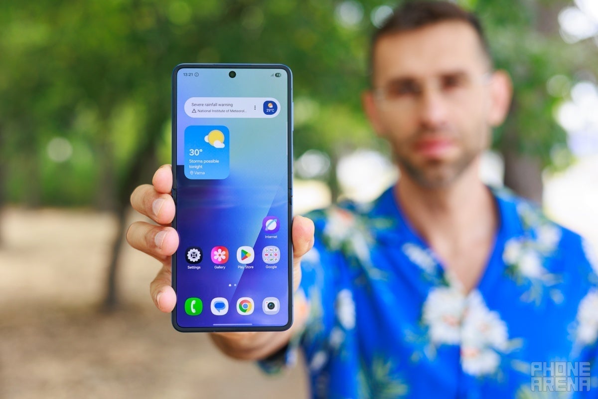 Samsung Galaxy Z Flip 7