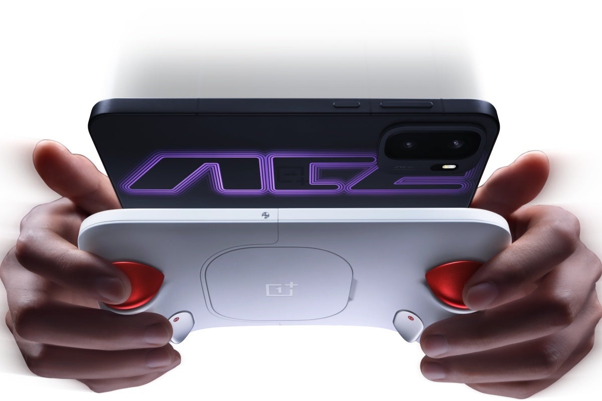 OnePlus Ace 6 Ultra with optional gaming controller