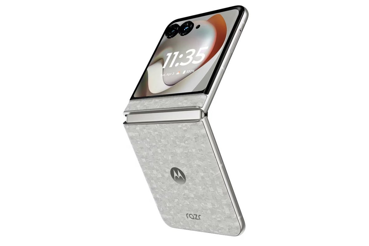 Official Motorola Razr (2026) image in Pantone Bright White color