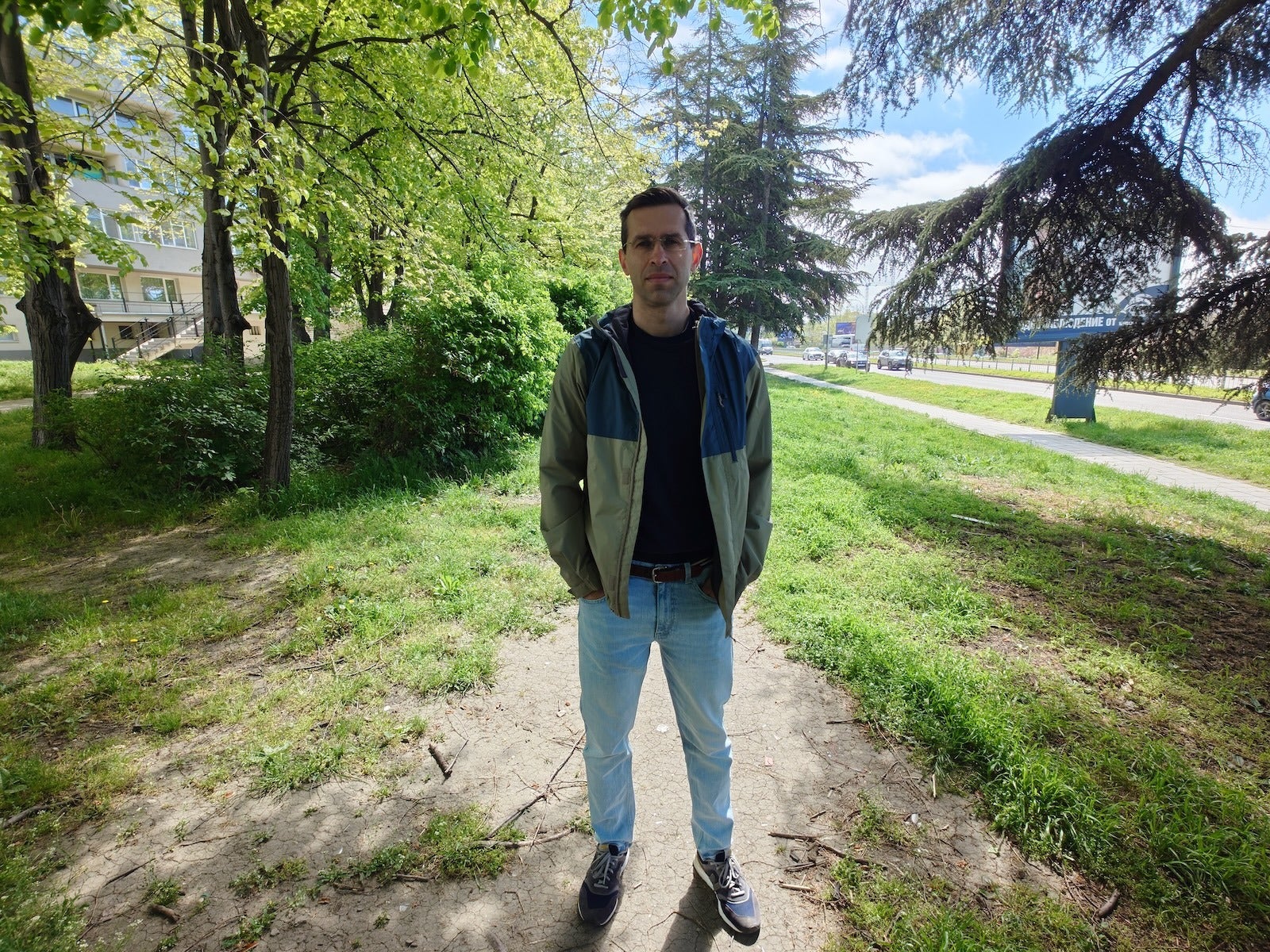 Sony Xperia 1 VIII - Sony Xperia 1 VIII vs iPhone 17 Pro: Sample Photos Comparison